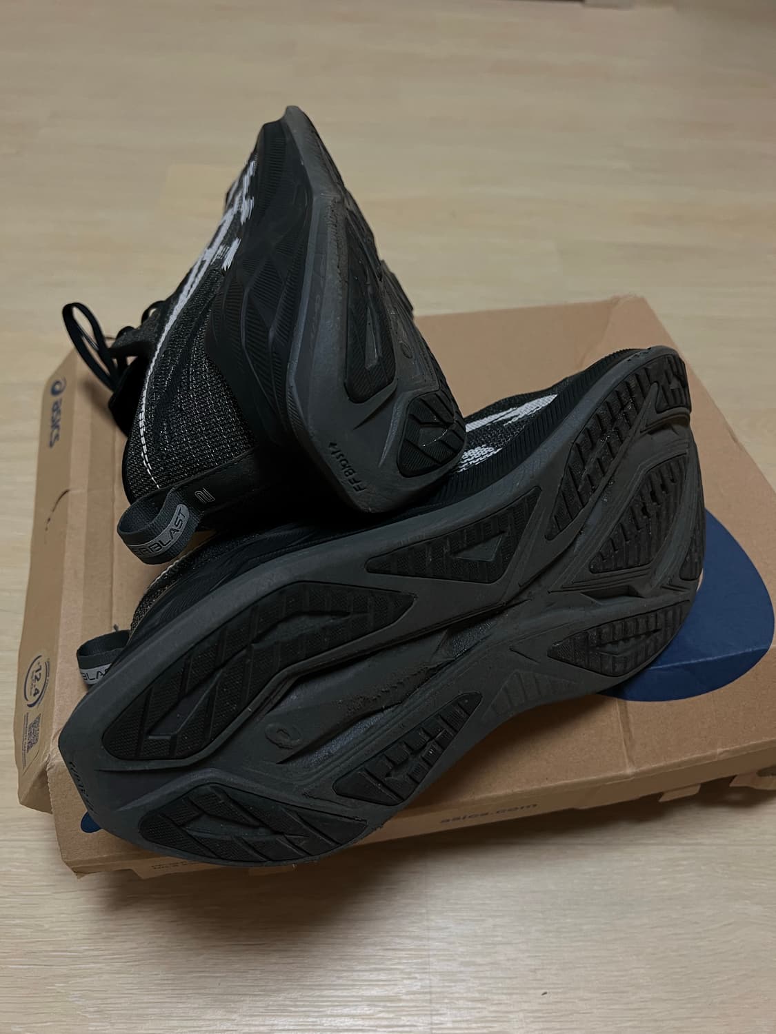 아식스 슈퍼블라스트2 상품이미지3