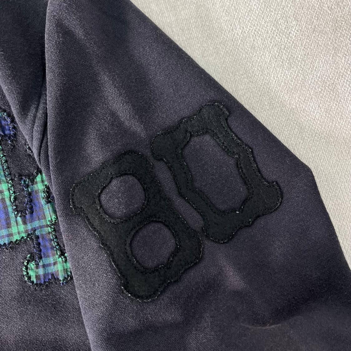 100 스투시 어센틱 올드스쿨 스펠로고 후드집업 상품이미지7