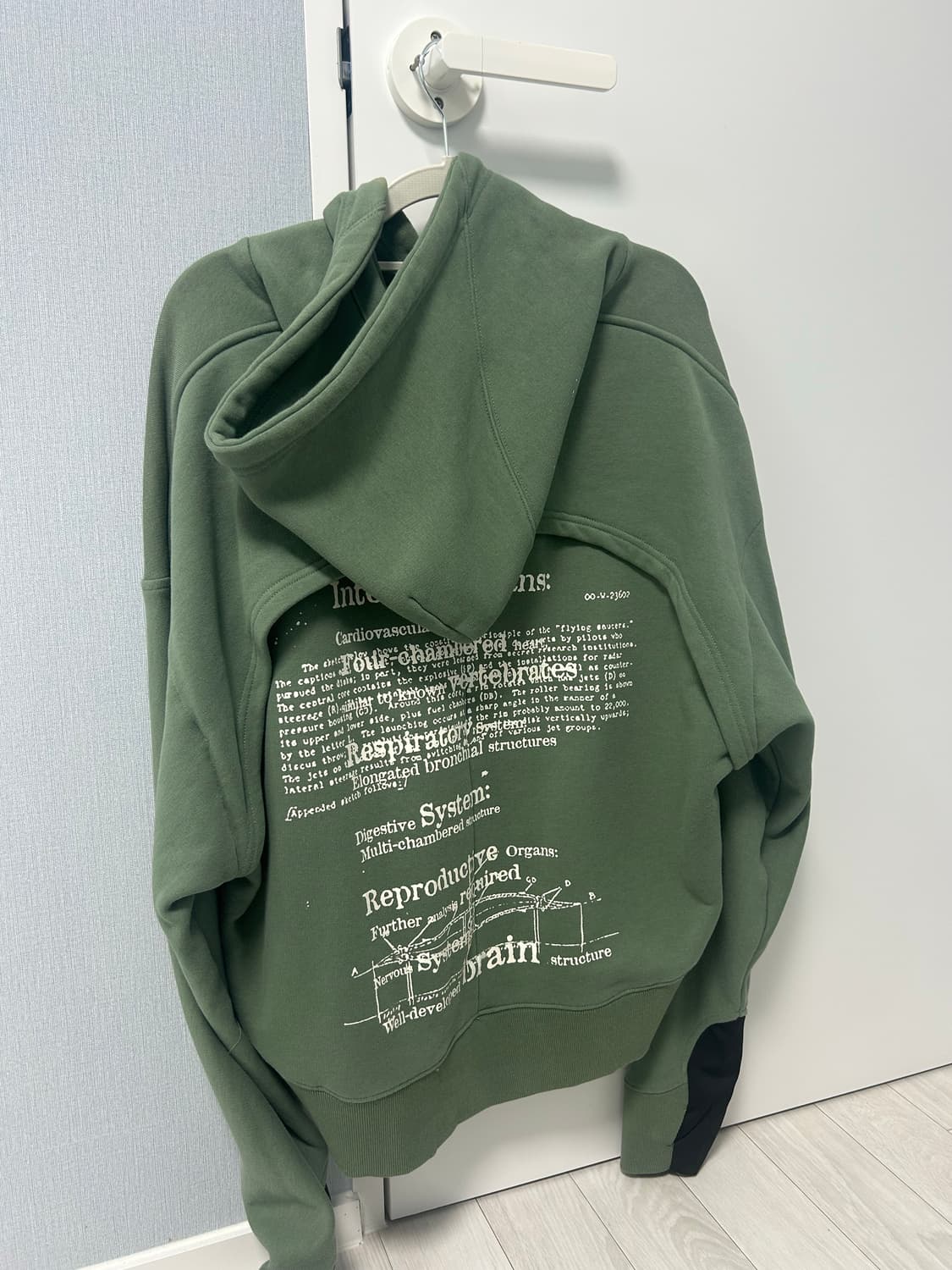 엑스톤즈 크롭 후드티 상품이미지2