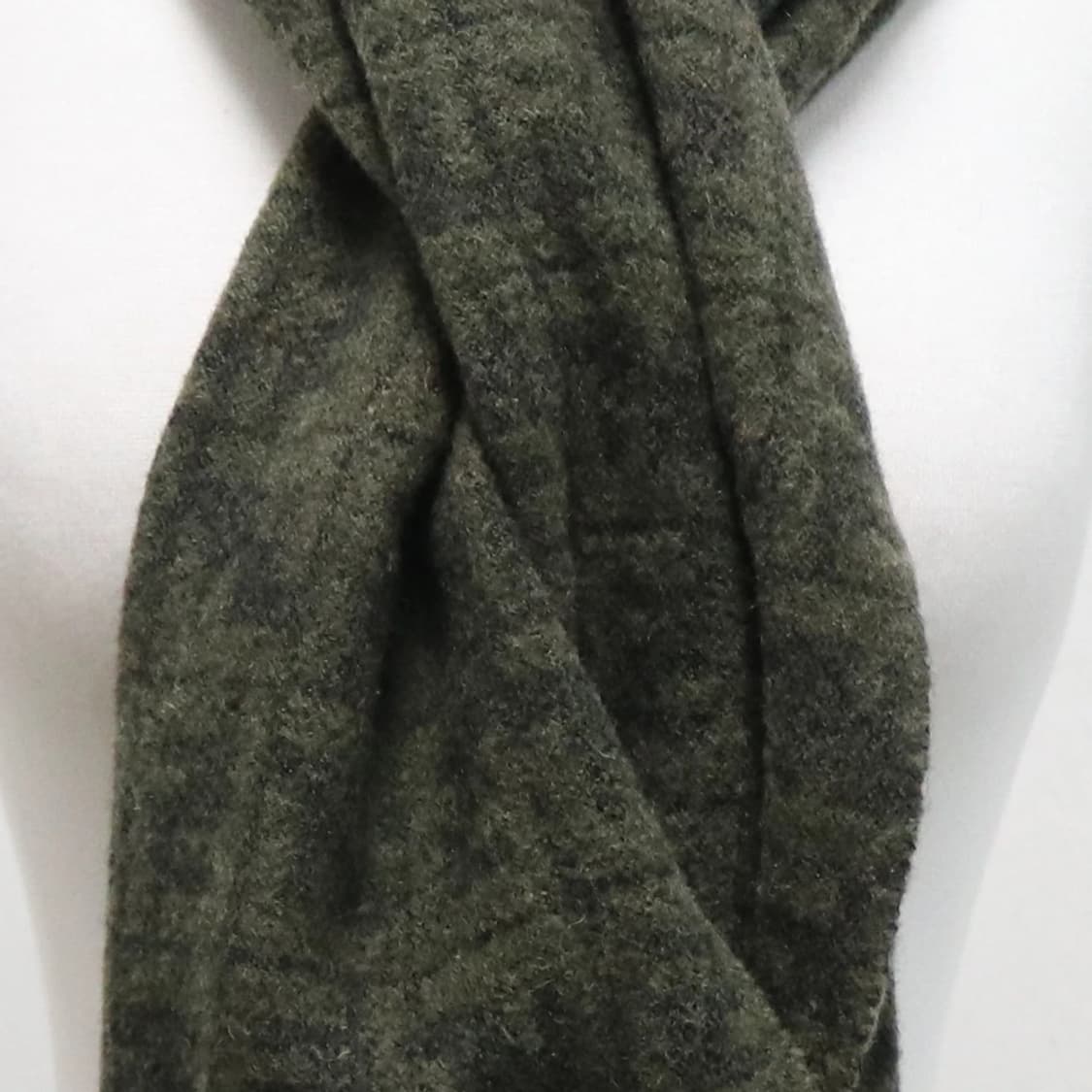 펜디 로고 울 머플러 46639 상품이미지2