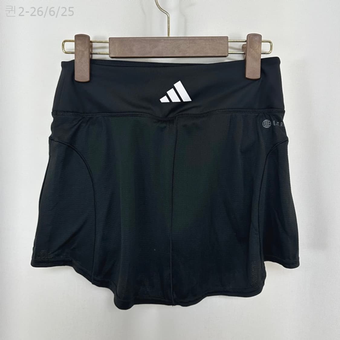 아디다스 여자 스판 짧은 검정 치마 스커트 S (미착용새제품) 상품이미지4