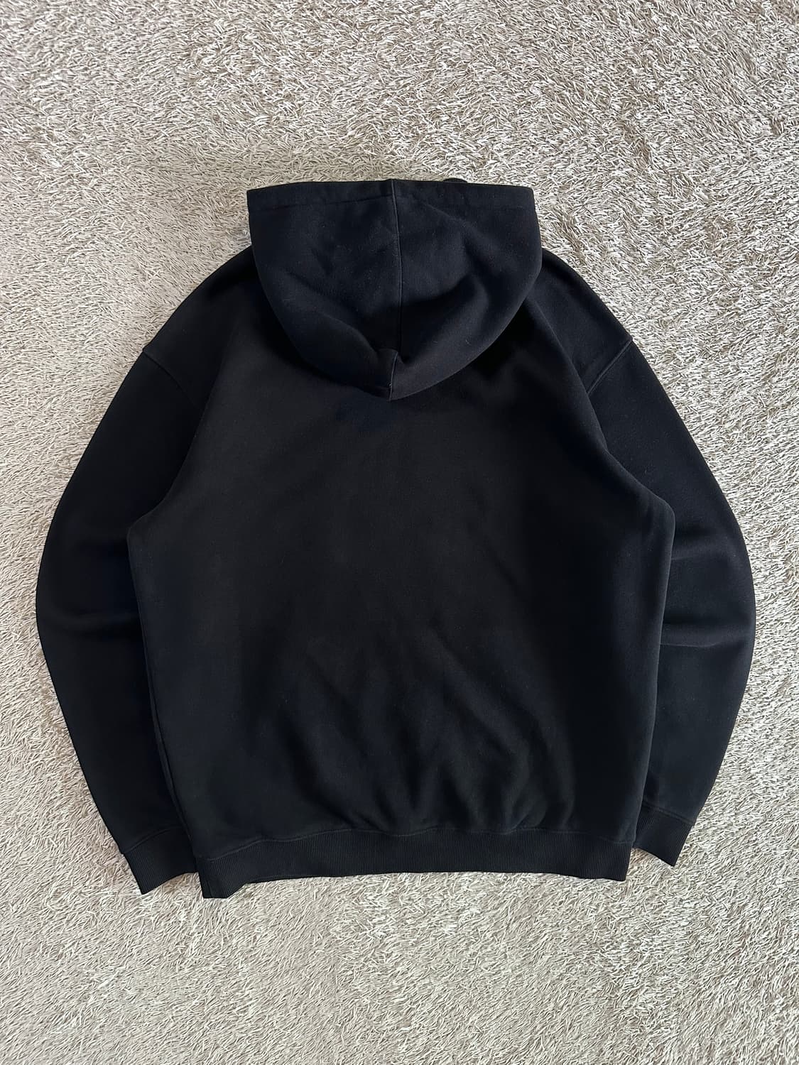 엄브로 UMBRO 센터로고 에센셜 기모 후드티 블랙 상품이미지3