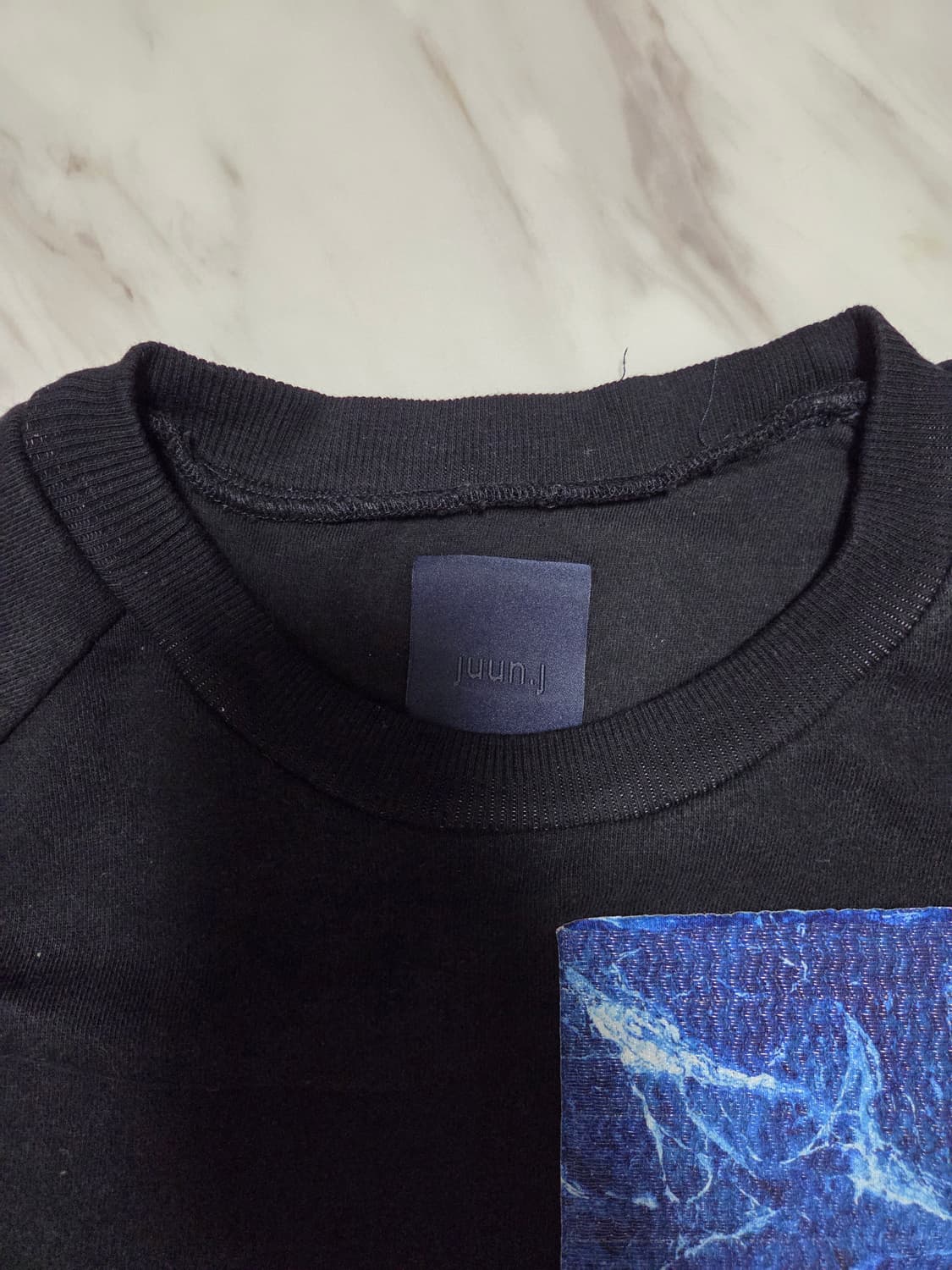 준지 빅로고 블랙 맨투맨 상품이미지3