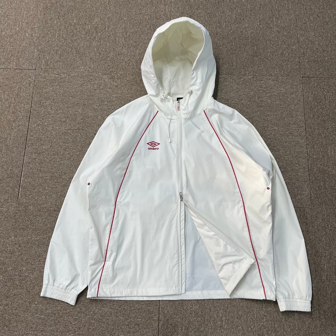 엄브로 슈퍼벤틸레이션 후드 집업자켓 상품이미지3