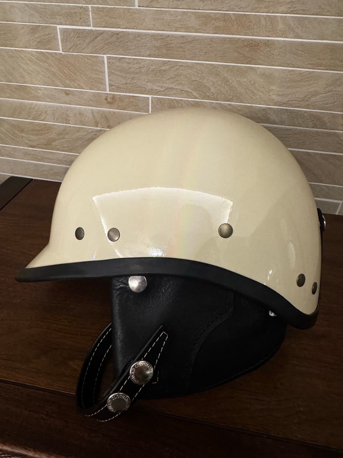 노마드 클로딩 헬멧 상품이미지2