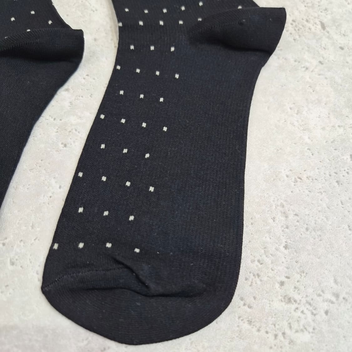블랙도트 프릴 수면용 압박 양말 상품이미지4
