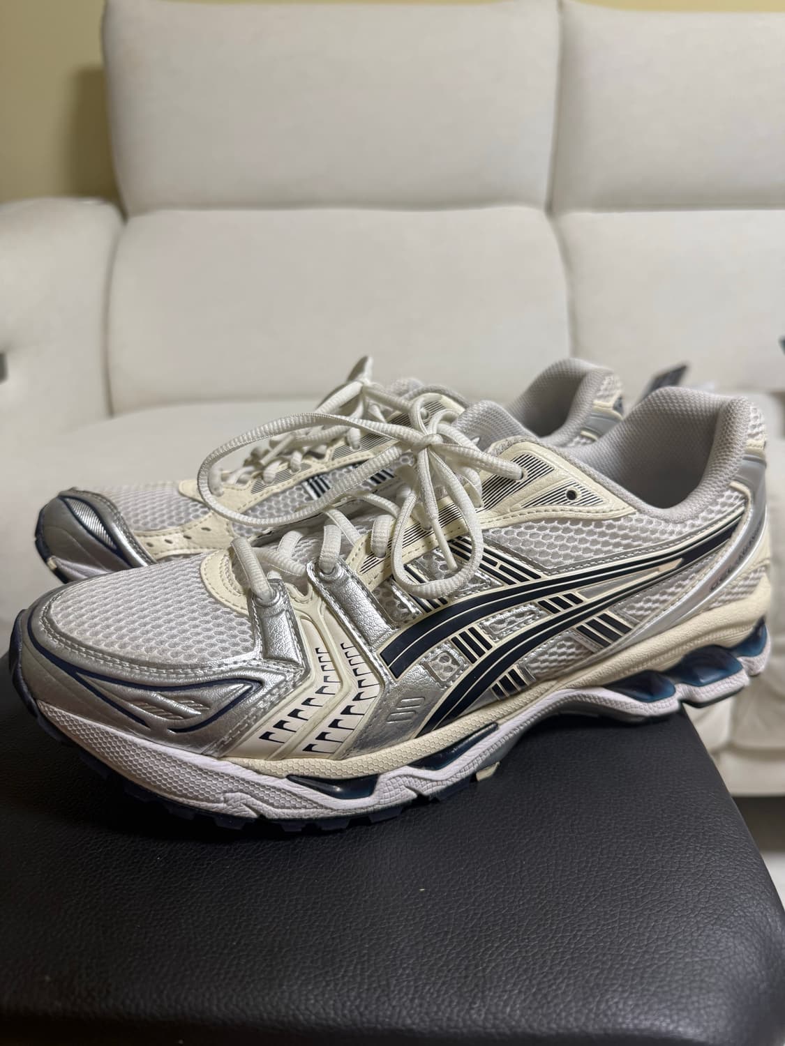 아식스 젤카야노 화이트 미드나잇 w285 상품이미지1