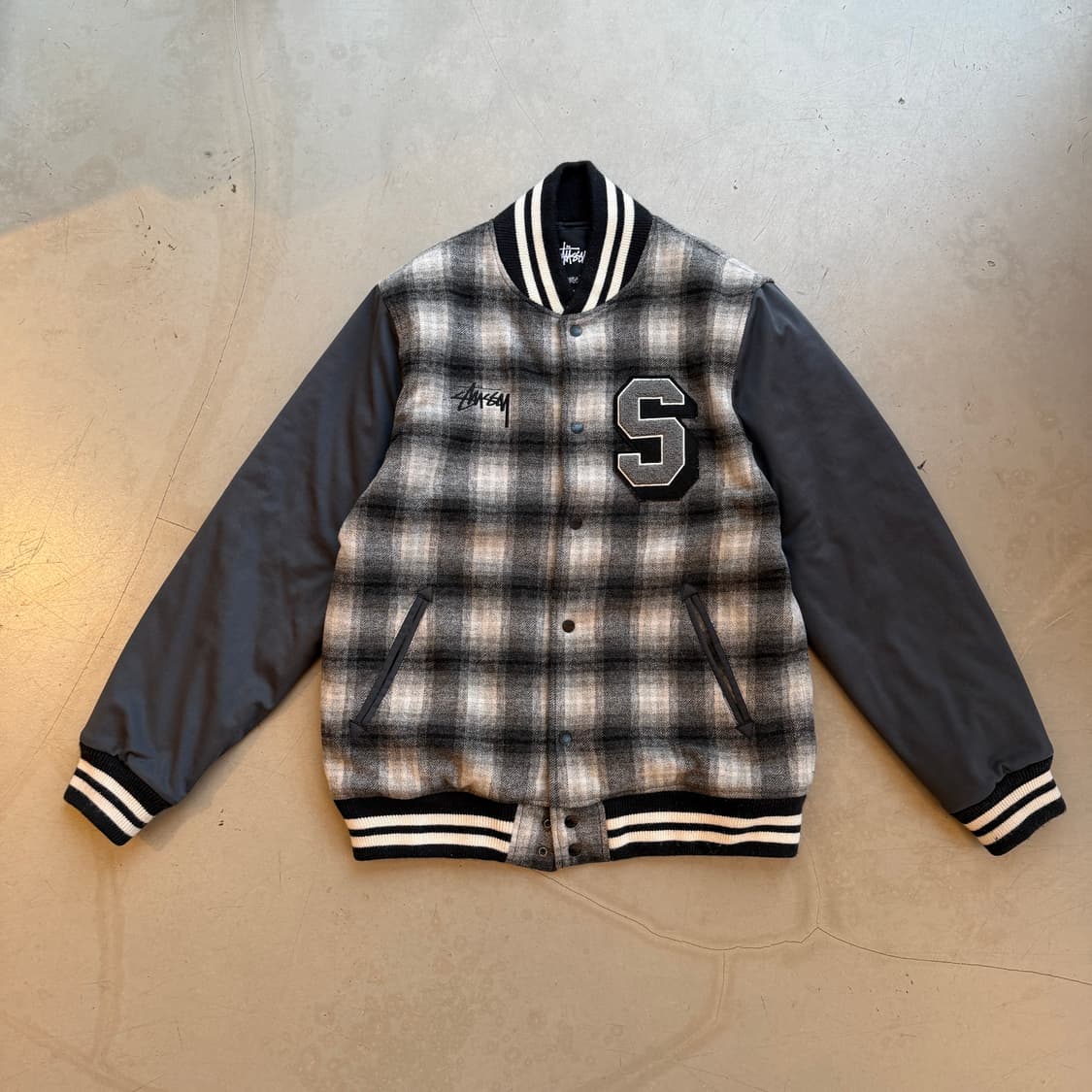 2013 스투시 바시티 자켓 상품이미지1