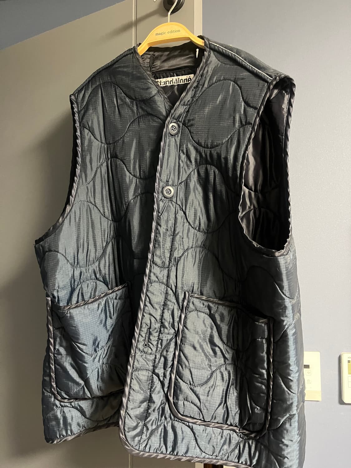 스탠드얼론 네이비 퀼팅 베스트 상품이미지3