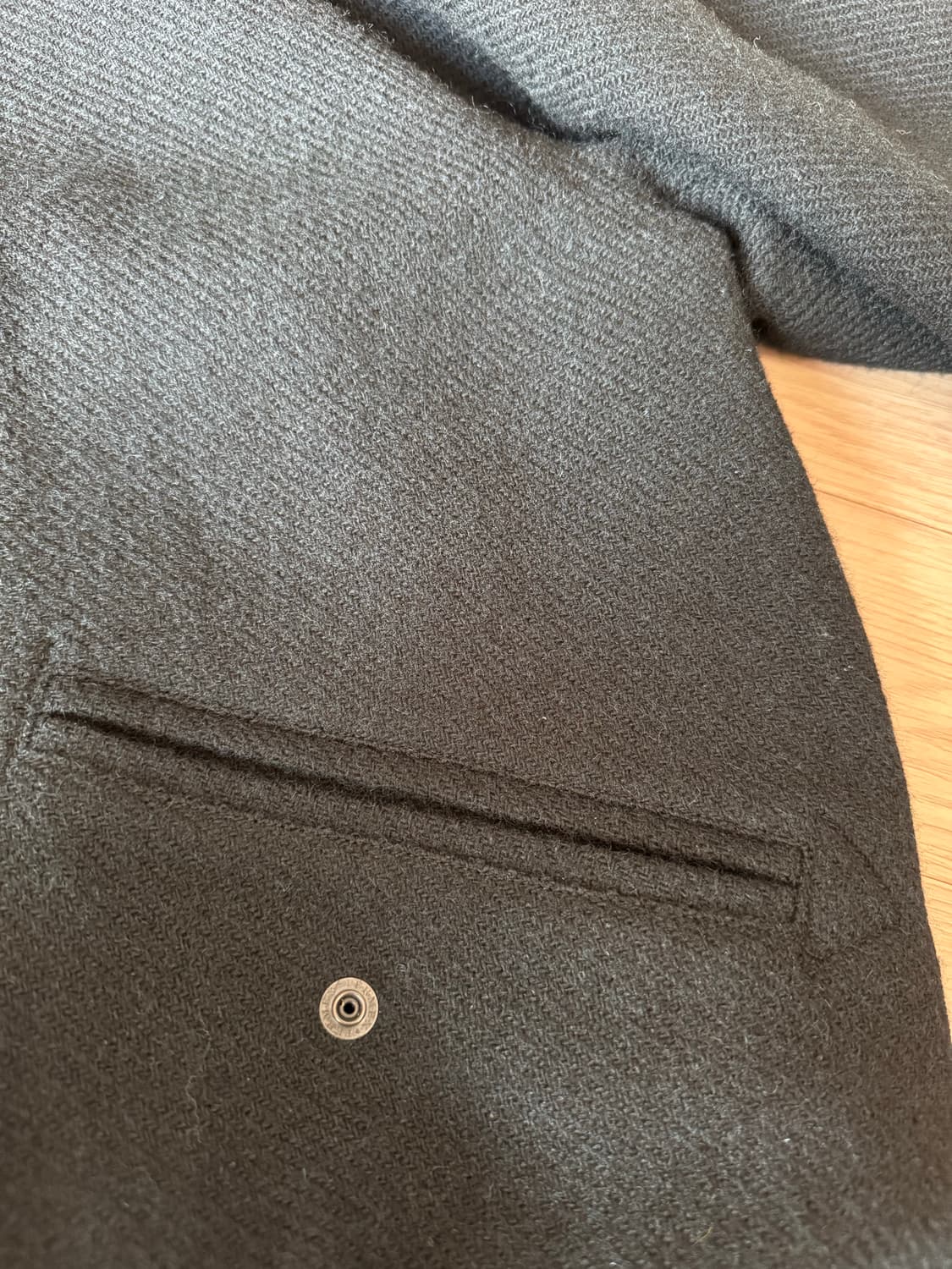 브라운야드 해리스트위드 스타디움 자켓 블랙 1 팝니다 상품이미지6