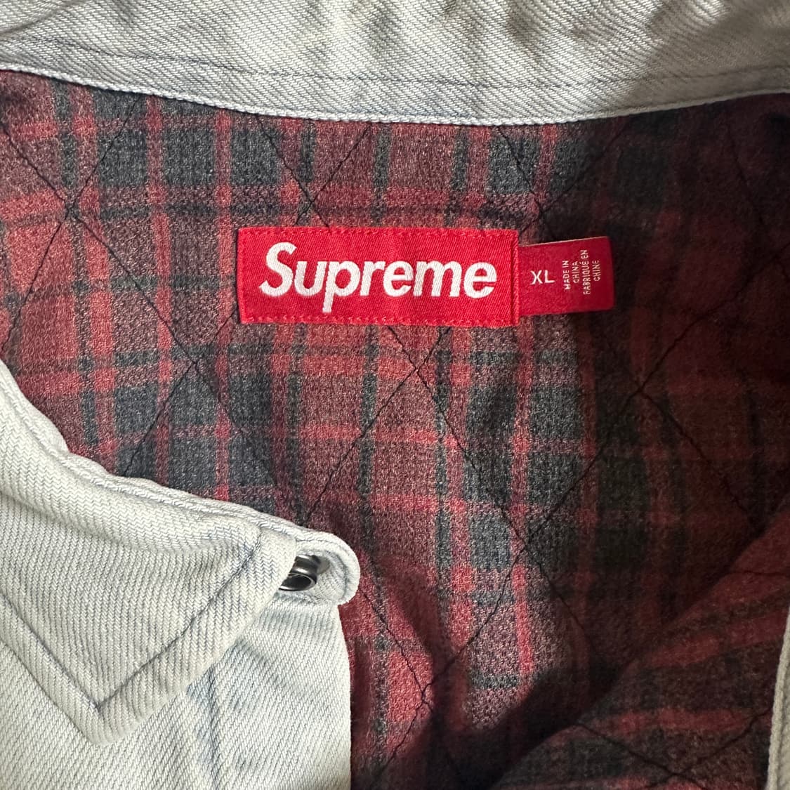 슈프림 퀄티드 데님 셔츠 상품이미지3