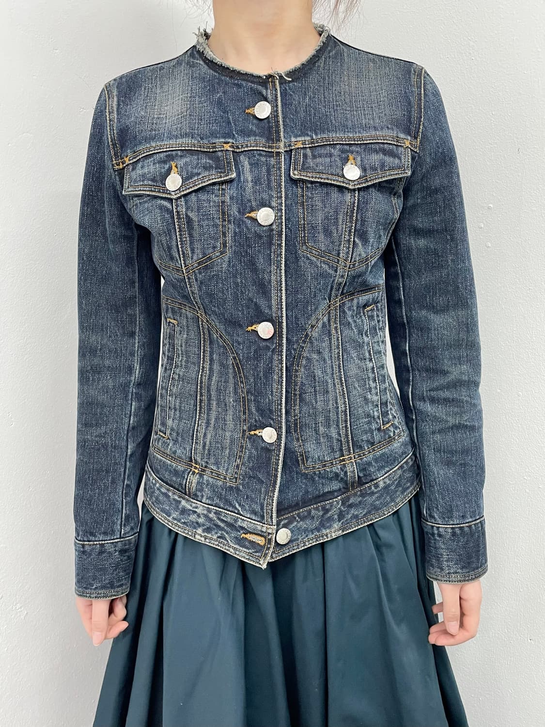 돌체앤가바나 러프 절개 데님 자켓  상품이미지2