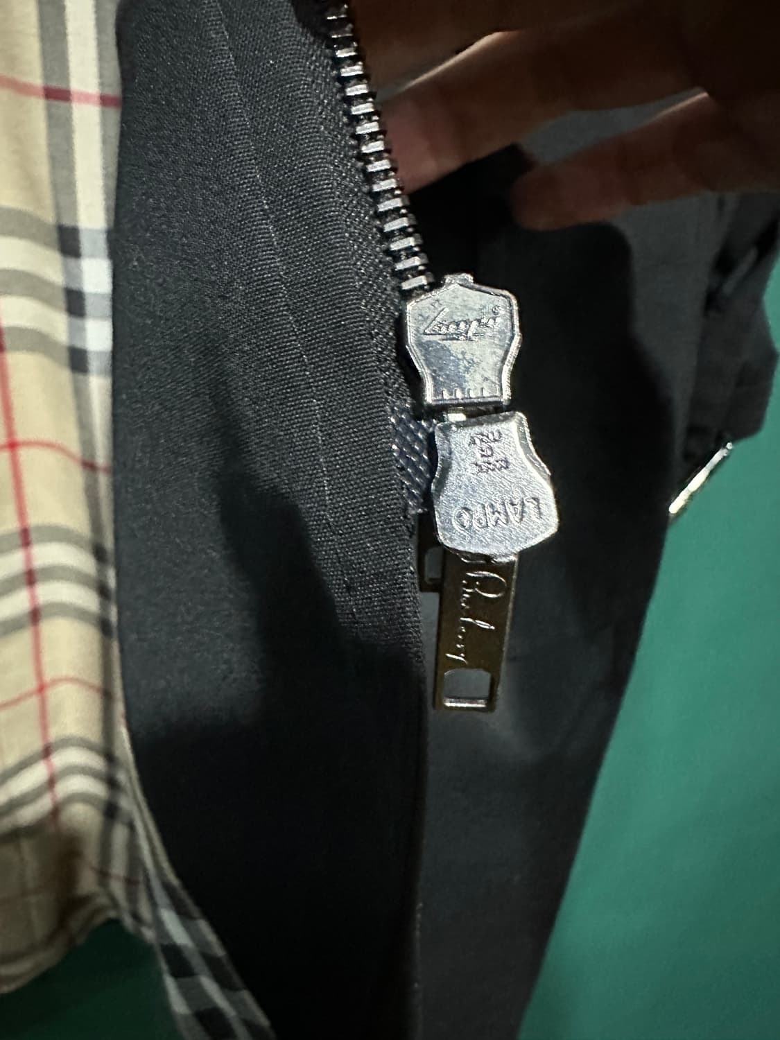 버버리 노바체크 트렌치코트 블랙55 상품이미지6