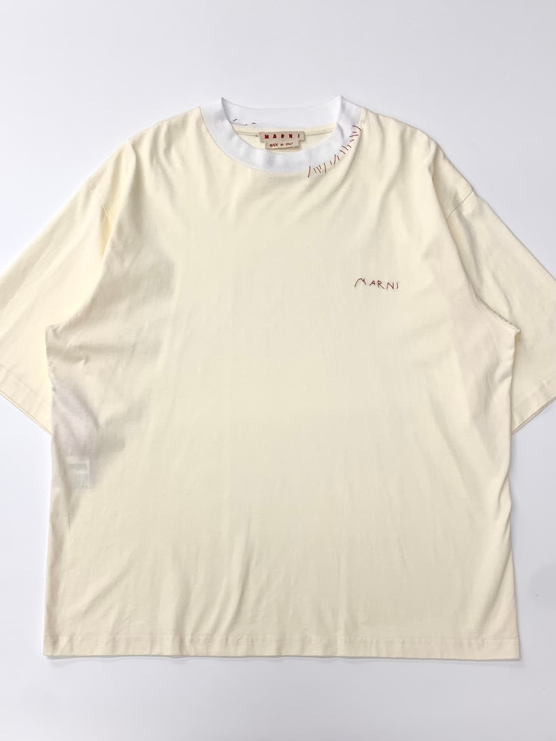 Marni 마르니 x yk jeong 크림컬러 스티치 티셔츠 상품이미지2