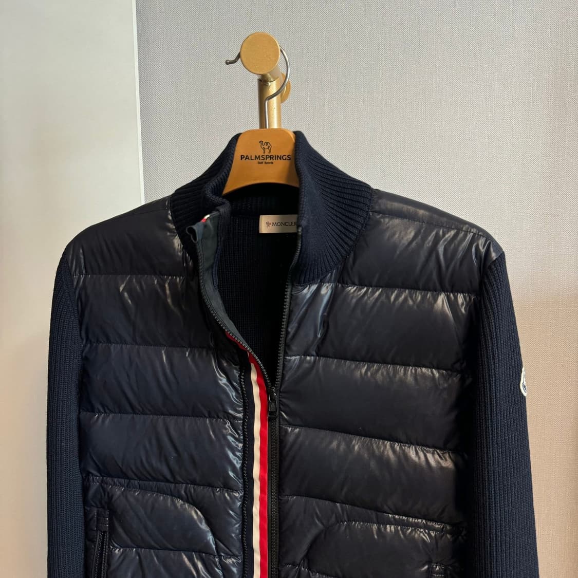 몽클레어 Moncler 니트 패딩 s사이즈 판매합니다. 상품이미지2