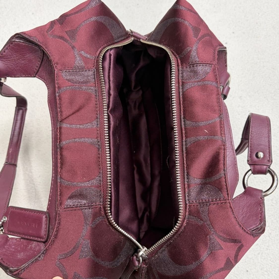 COACH 시그니처 버클 호보백 상품이미지8