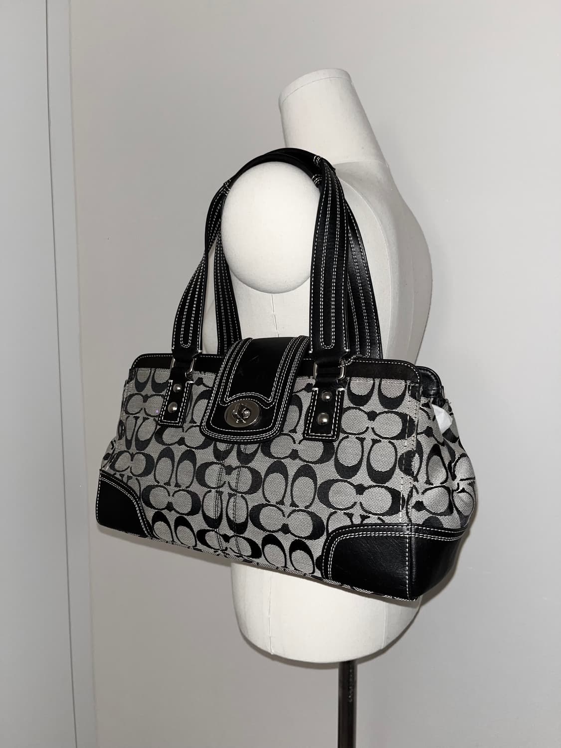 📦 Coach black Basic Shoulder Bag 상품이미지2