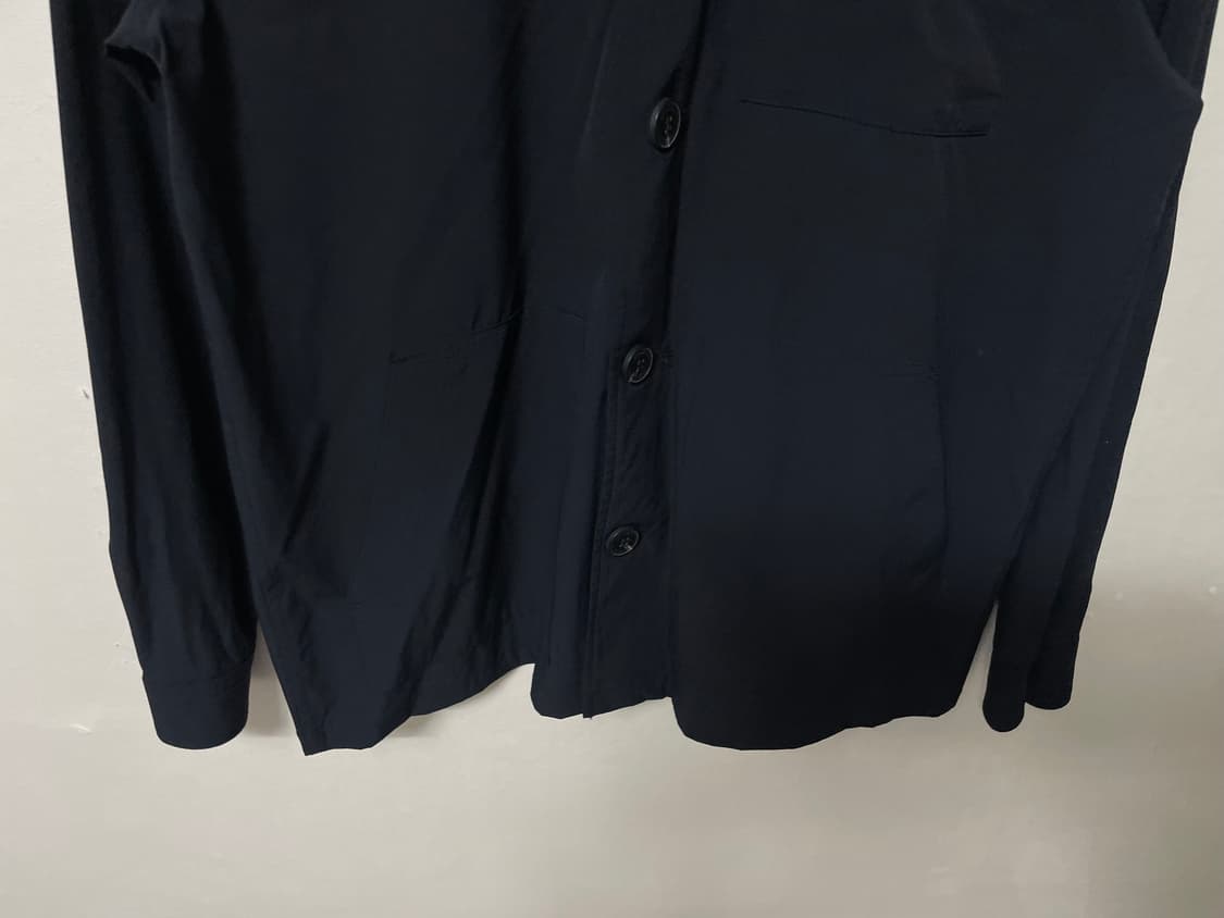 미사용 95-100 에디바우어 나일론 스판 자켓 정품 상품이미지3