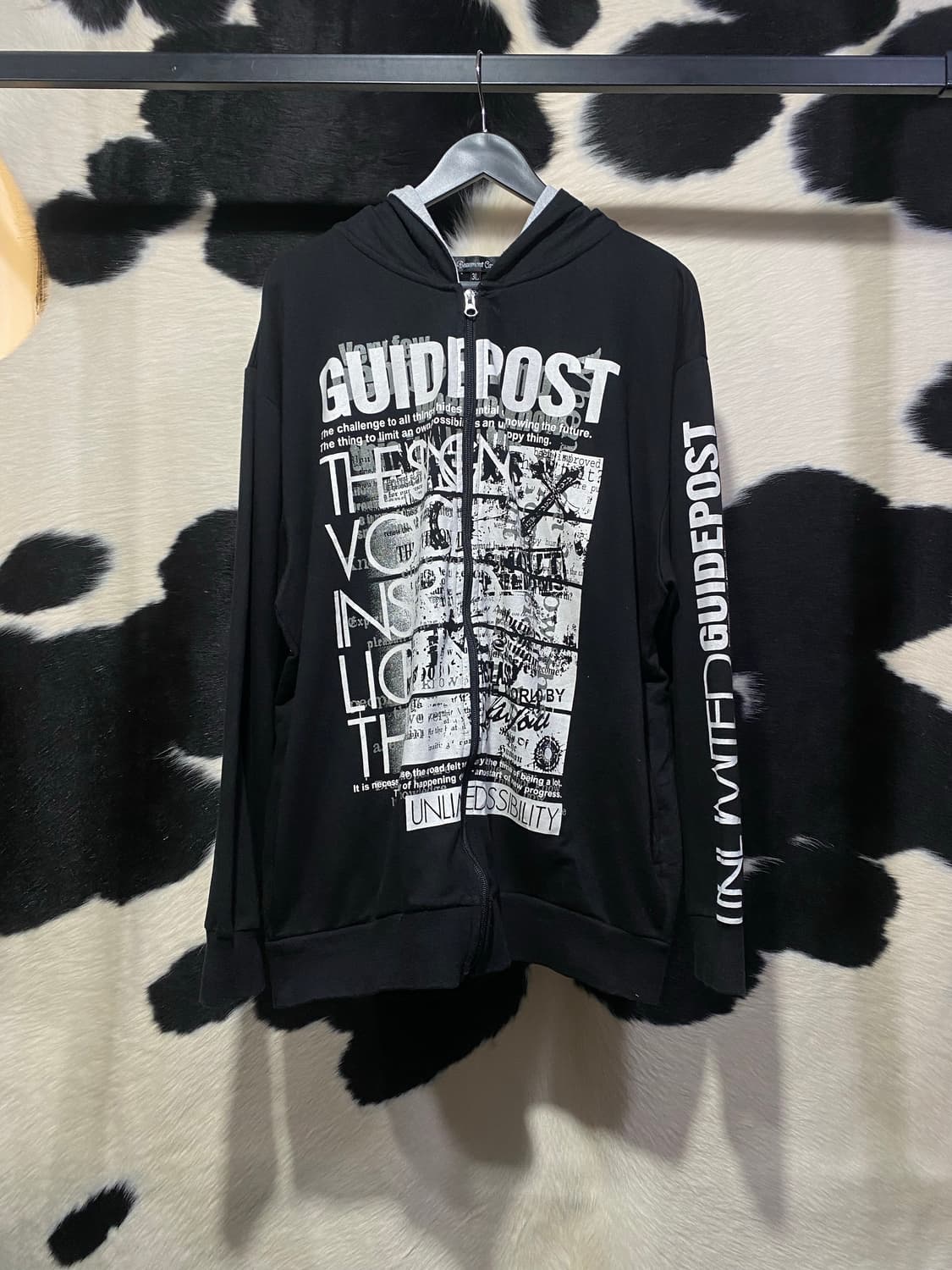 Beaumont carr 펑크 레터링 오버핏 후드집업 상품이미지2