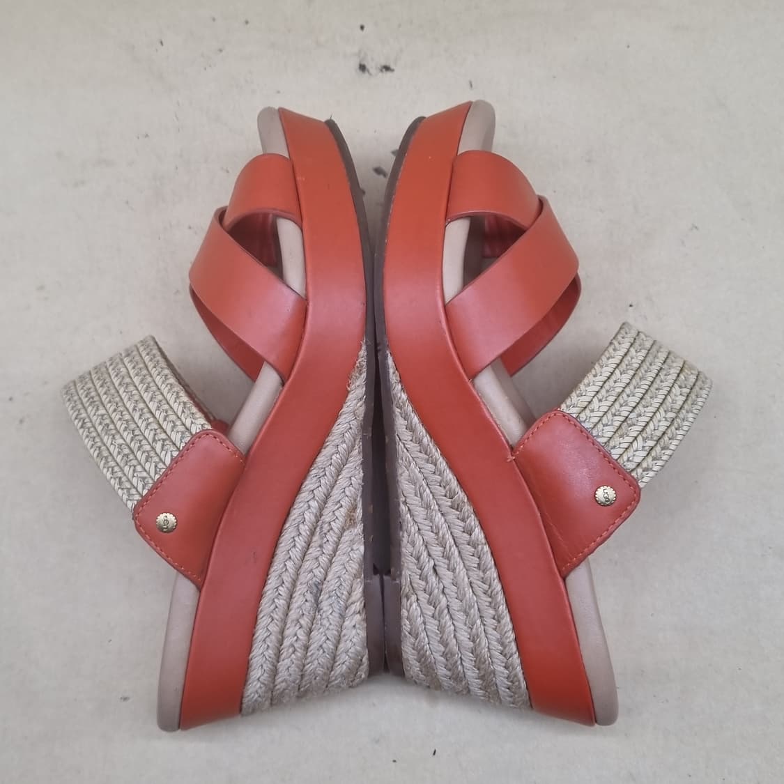 UGG 어그 위지샌들235  굽8.5 상품이미지5