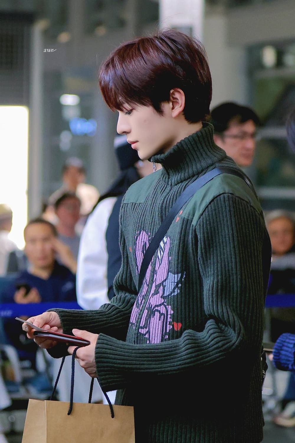 카치스 버니 니트 집업 민니 유우시 착용 상품이미지3