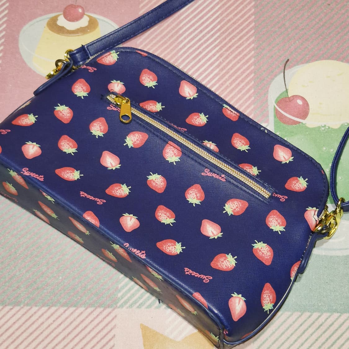 레트로 스위머 딸기 레더 벨트 크로스백 상품이미지10