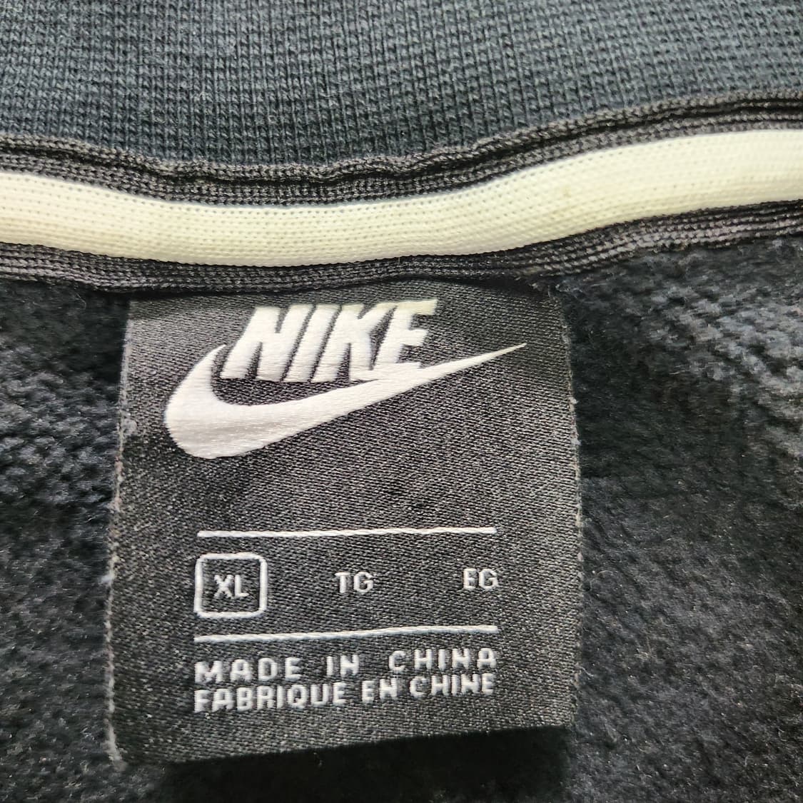 나이키 맨투맨 상품이미지2