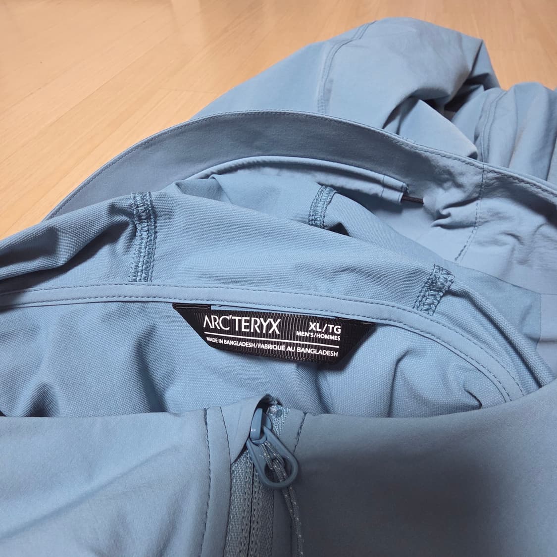 아크테릭스 감마 라이트웨이트 후디 솔라스 xl 상품이미지4