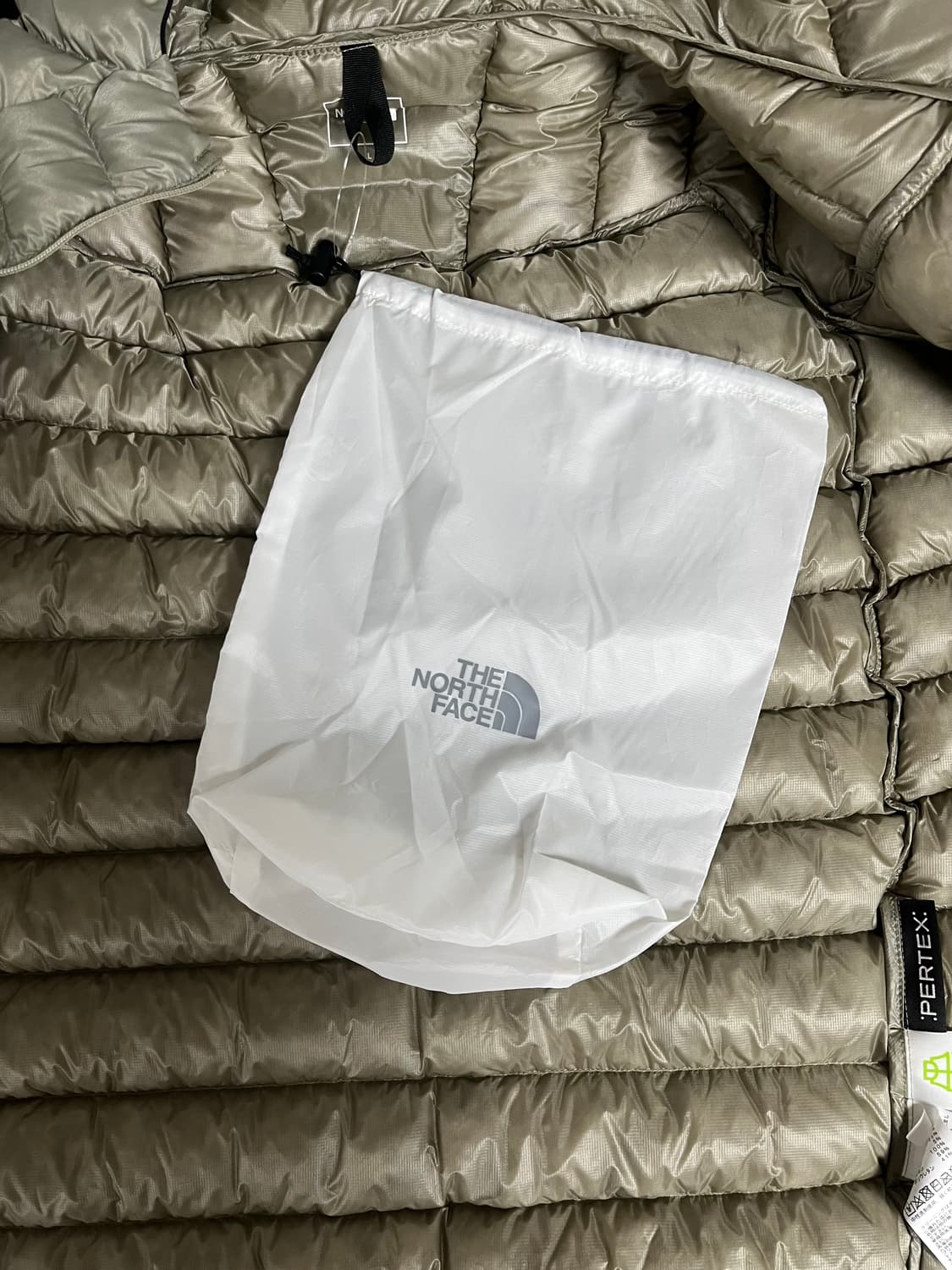 [L] 노스페이스 우젤(Wouzel) 후드 다운 클레이그레이 상품이미지4