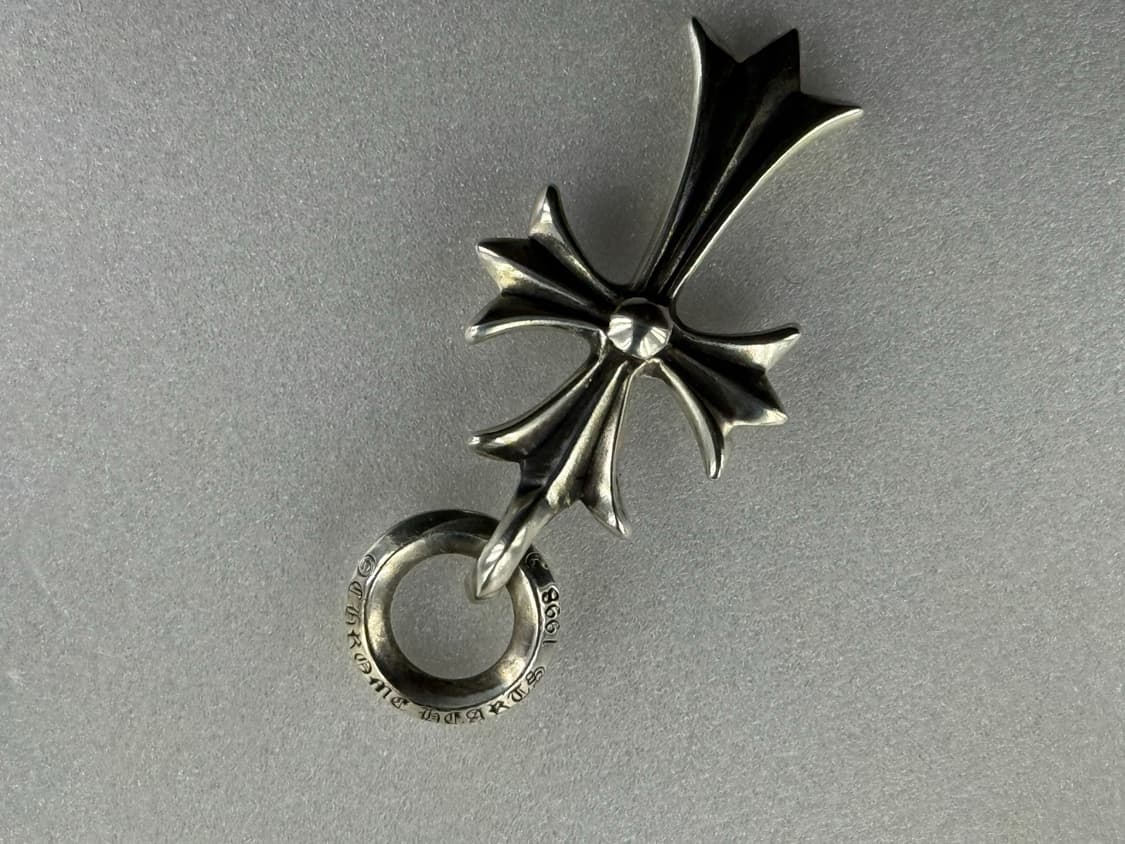 크롬하츠 타이니크로스 팬턴트 급처 상품이미지3