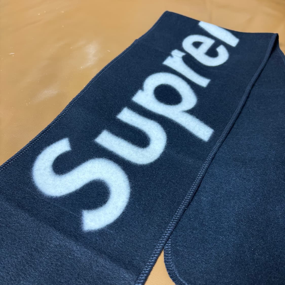 슈프림 머플러 목도리 로고 블랙 상품이미지3