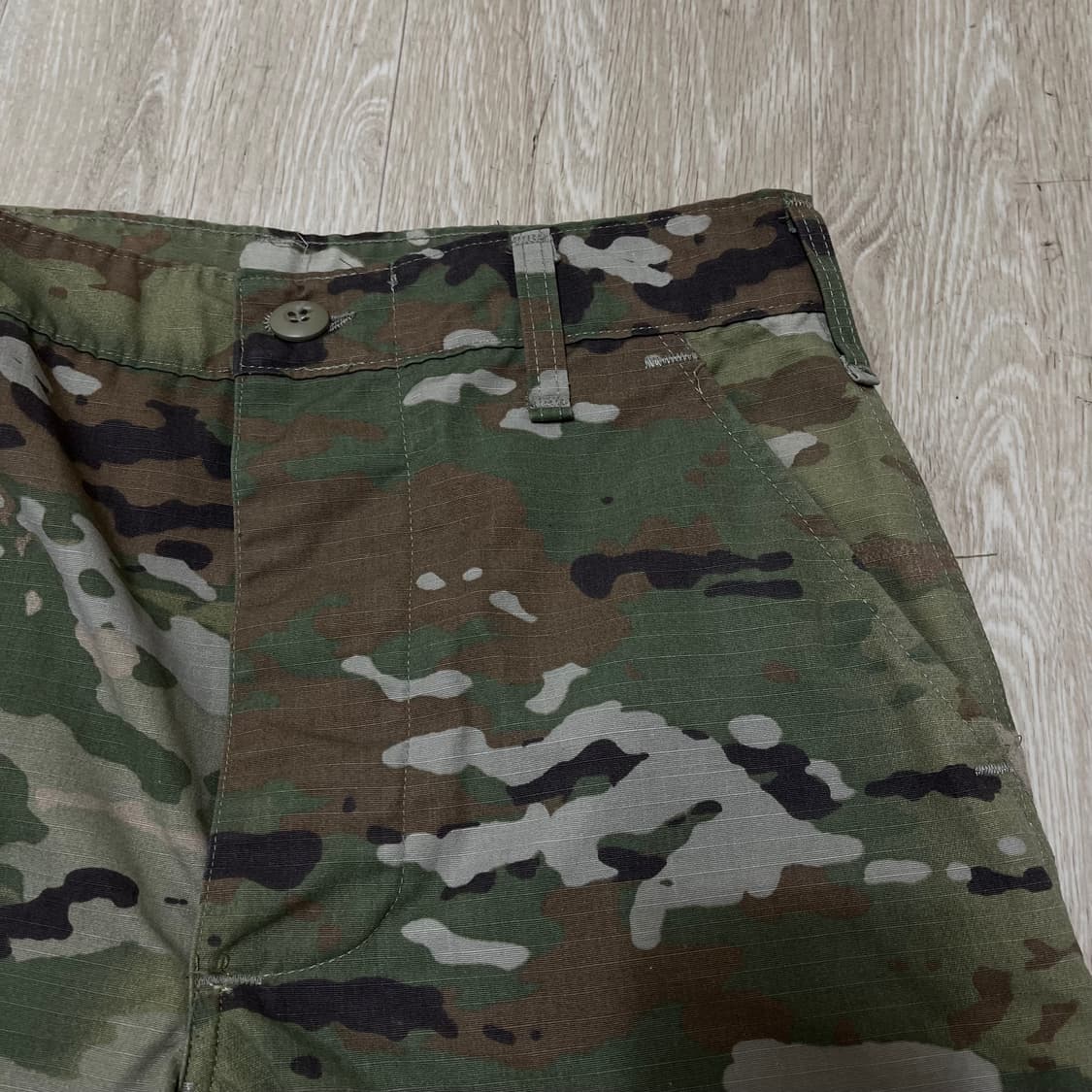 미군 밀리터리 OCP 멀티캠 카모 컴뱃 바지 SMALL - SHORT 상품이미지4