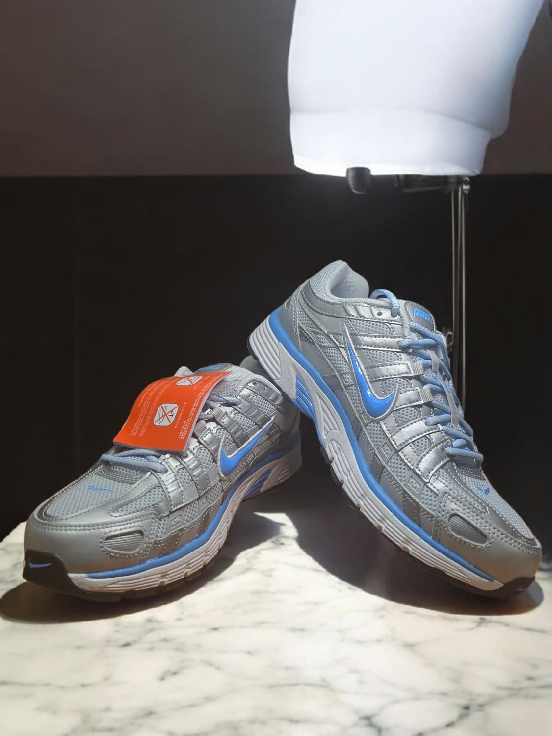 나이키 p6000 270새상품 판매합니다. 상품이미지1