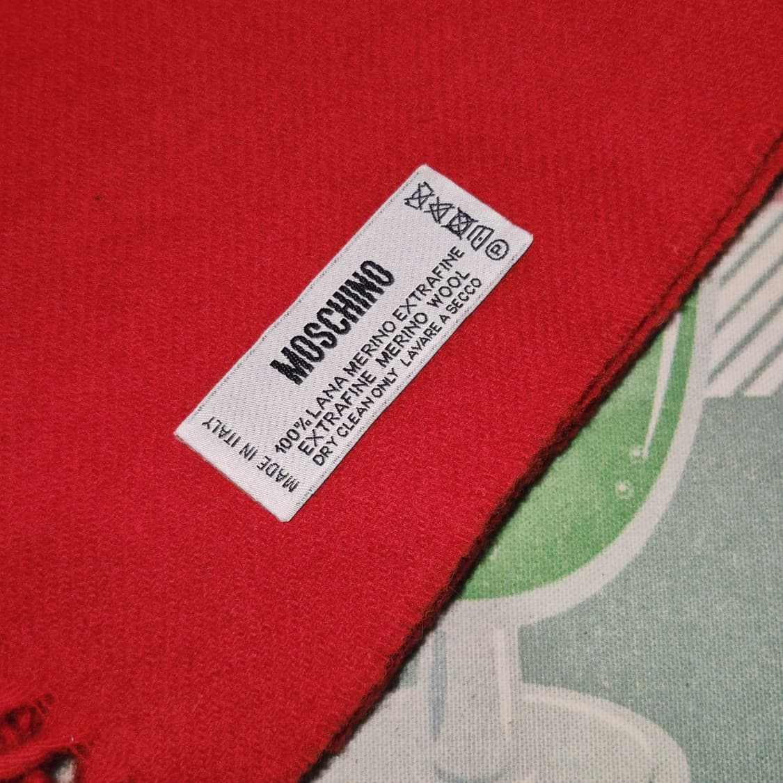 모스키노 테디베어 자수 메리노 울 머플러 상품이미지8