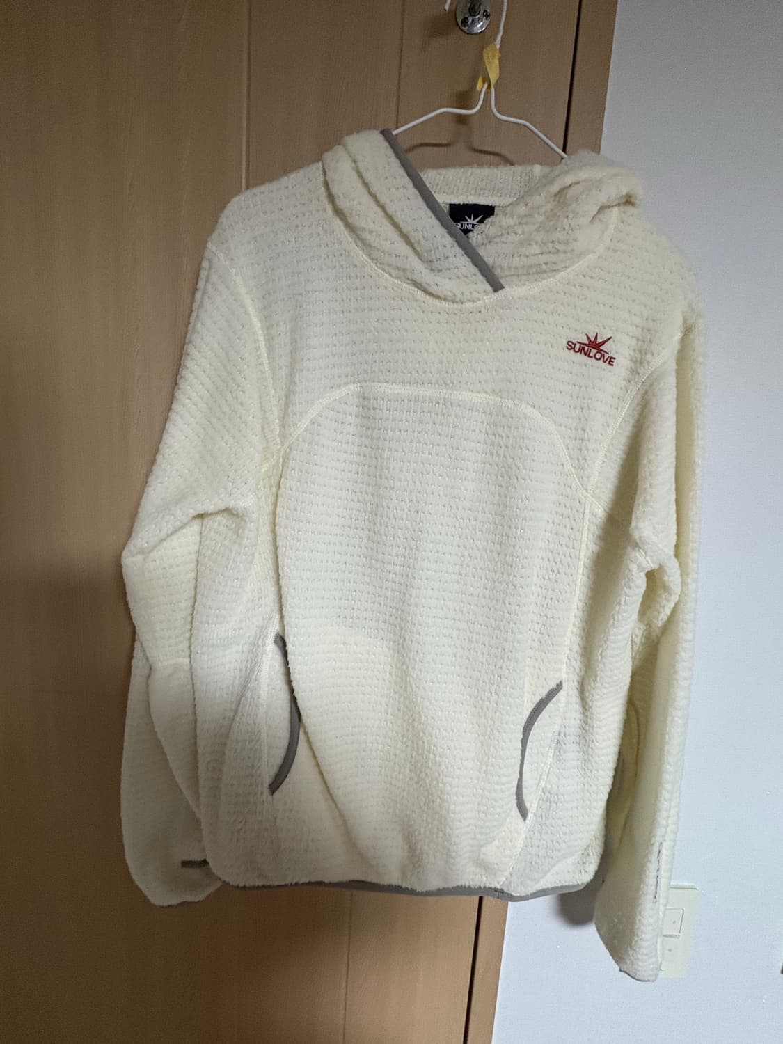 Polartec Alpha Hoodie Ivory 상품이미지1