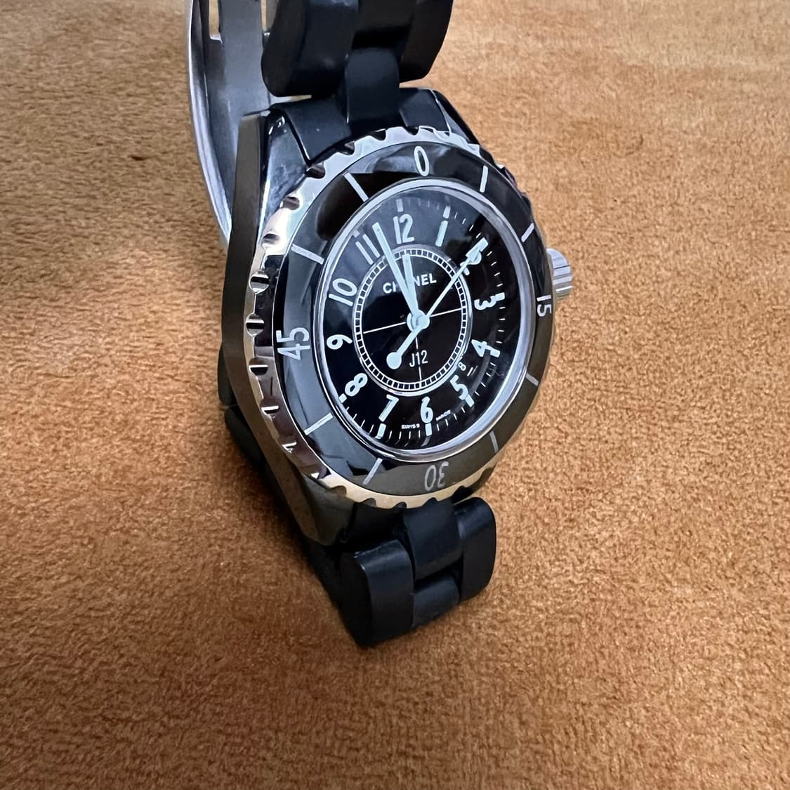 샤넬 j12 시계 33mm 상품이미지5