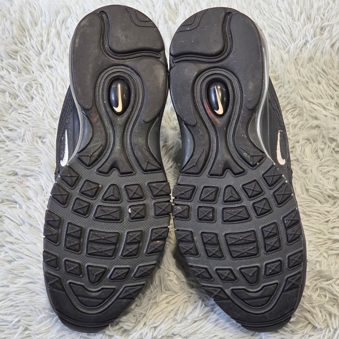 6q-10:나이키 에어맥스 97 블랙 (23cm) 상품이미지8