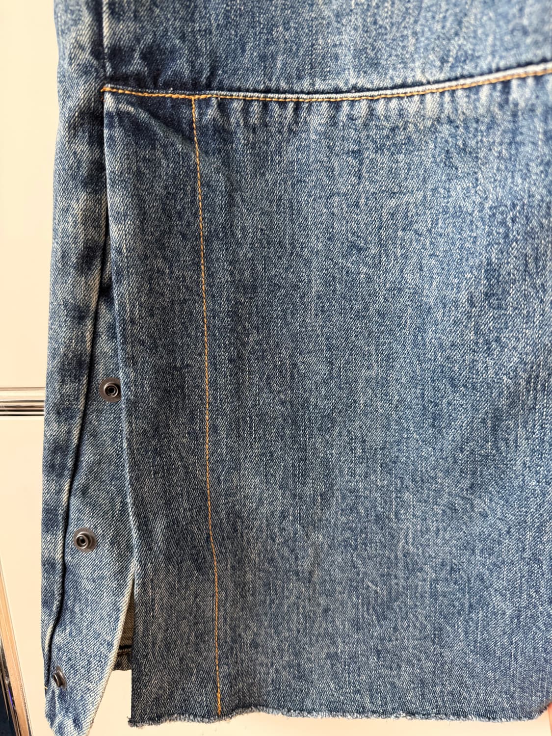 해칭룸 밑단 스냅 청바지 (새제품) 상품이미지6