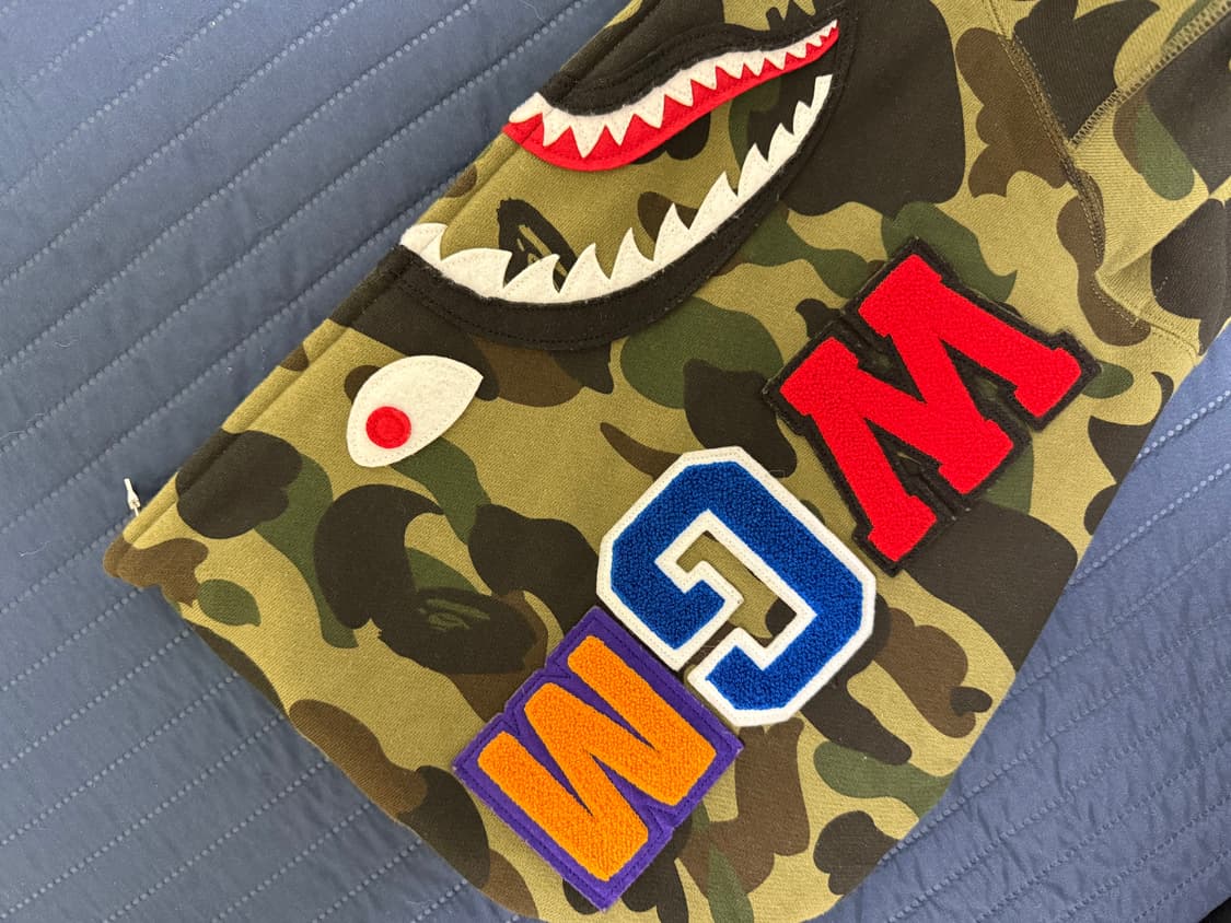 베이프 후드집업 M 새상품급 급쳐 상품이미지2