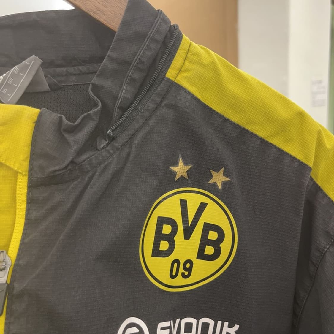 푸마 올드스쿨 보루시아 도르트문트 바람막이 자켓 L C09312 상품이미지7
