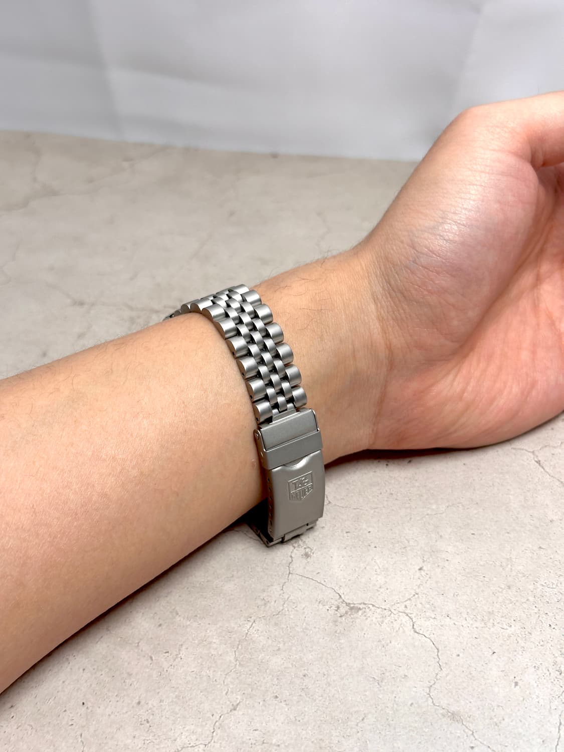 태그호이어 포뮬러 1 그린 원판 쿼츠 워치 상품이미지8