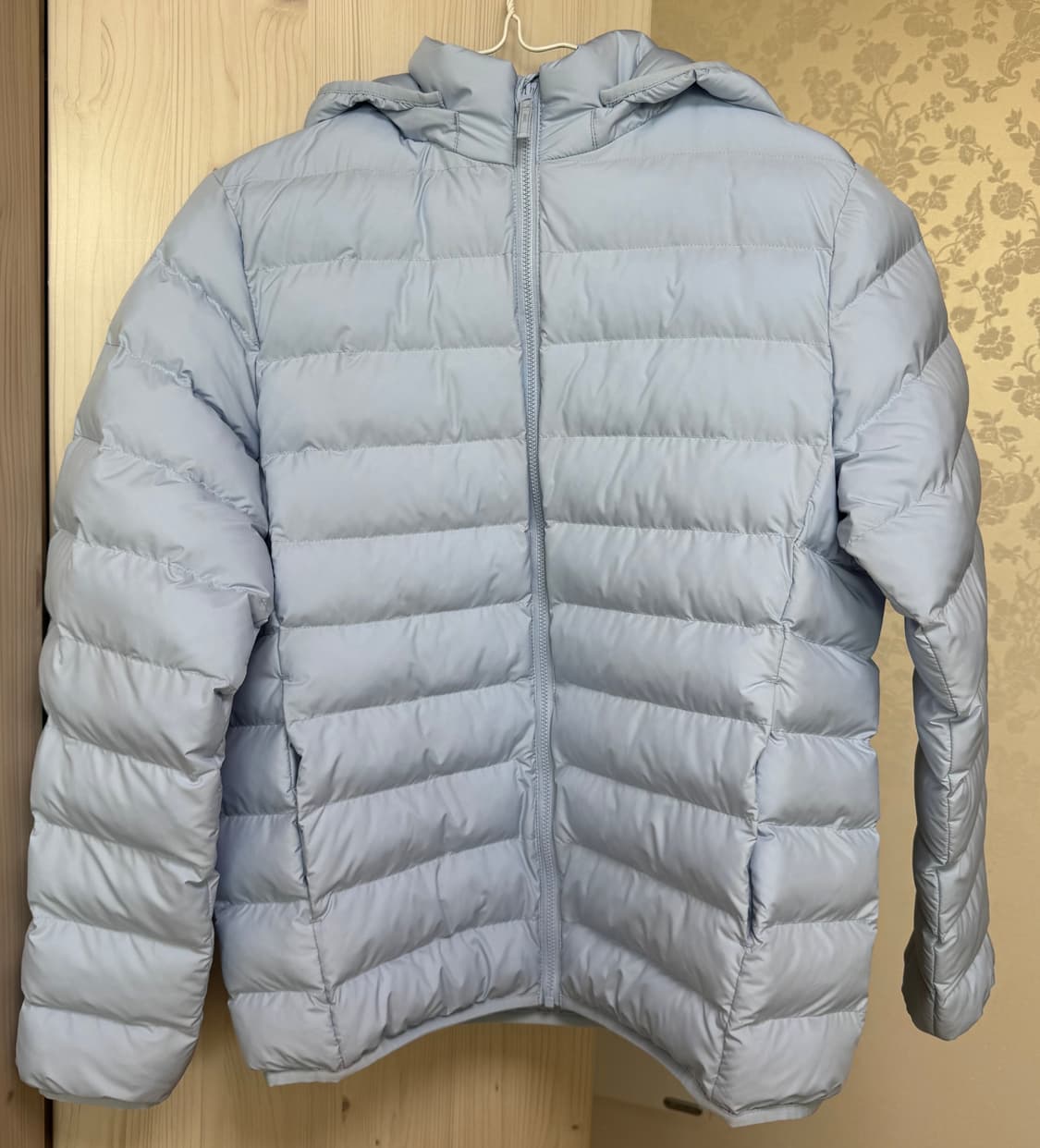 유니클로 키즈 경량패딩 상품이미지1