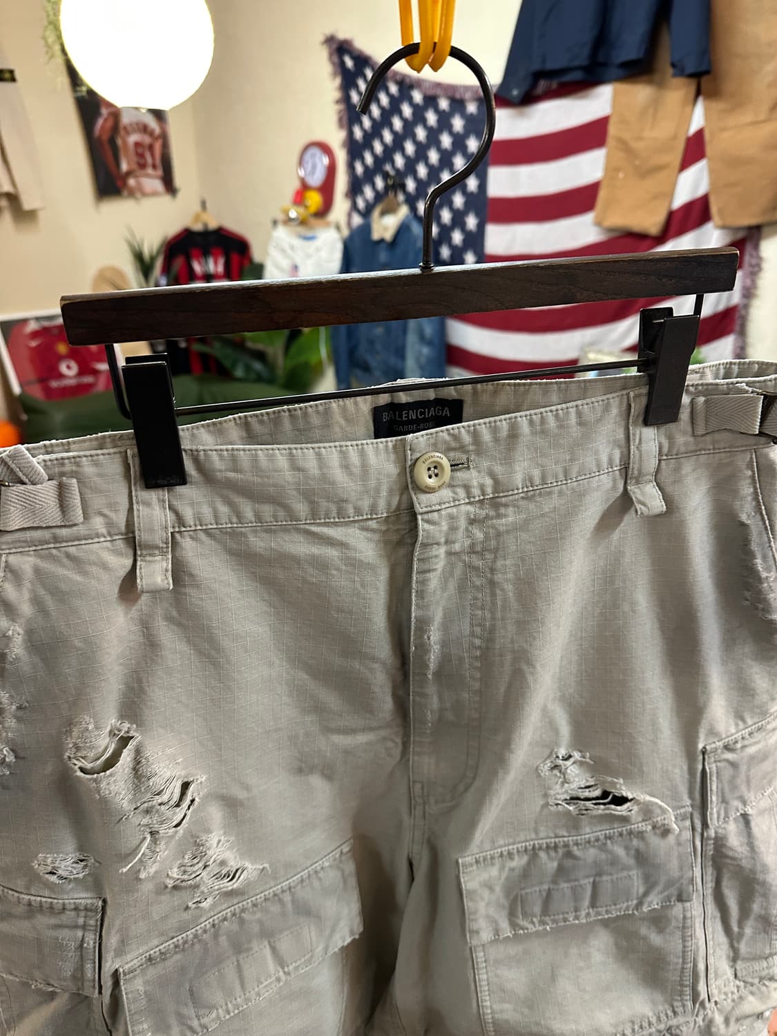 발렌시아가 23ss 립스탑 카고팬츠 상품이미지4