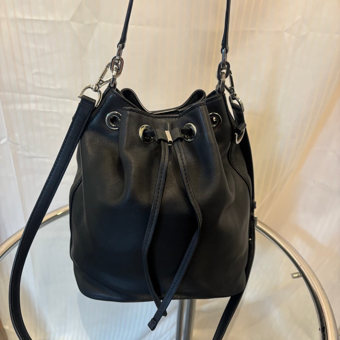 정품 마이클코어스 복조리 토트 크로스백     상품이미지2