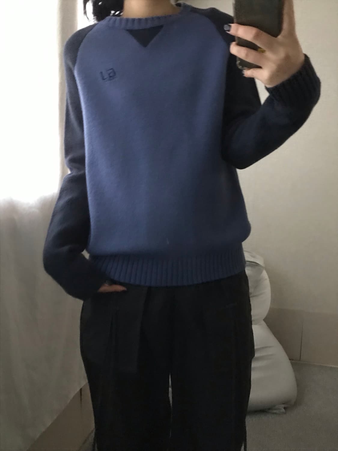 게스 네이비 나그랑 니트 상품이미지4