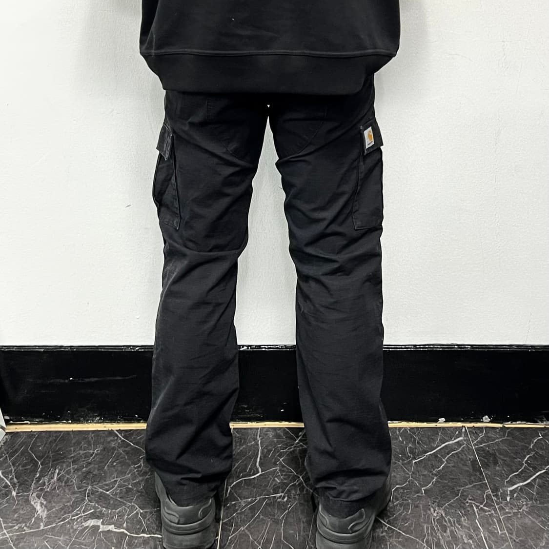 칼하트 WIP 에비에이션 카고팬츠 블랙 상품이미지3