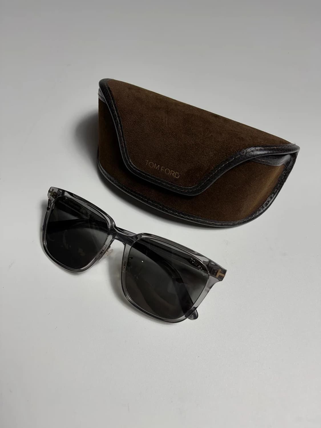 톰포드 TOM FORD 스모크 그레이 프레임 선글라스 PR2272 상품이미지1