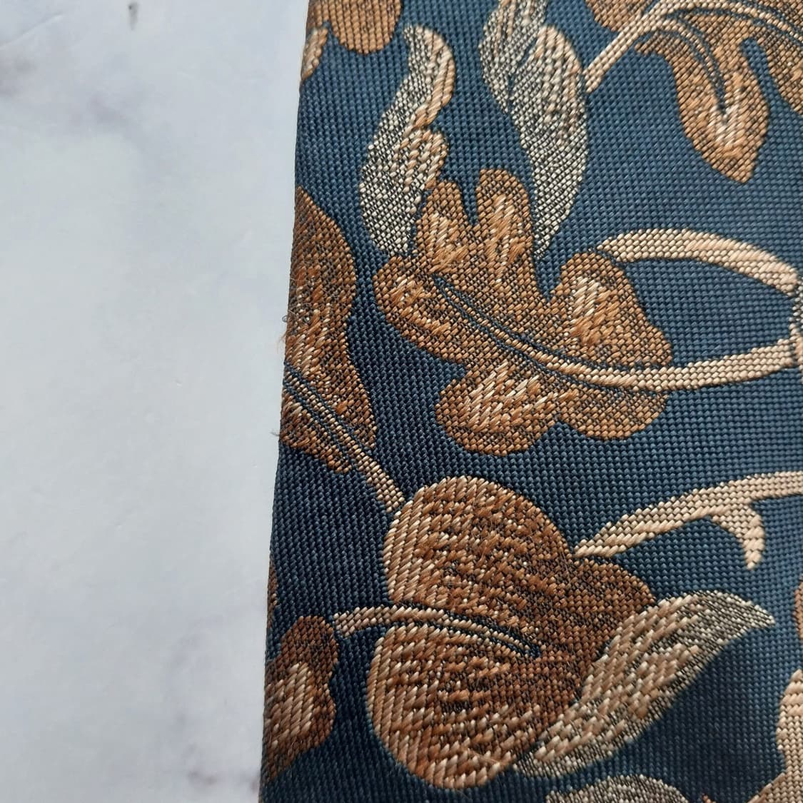  입생로랑 네이비 플라워 자카드 넥타이 9cm A+~A등급 K2457 상품이미지9