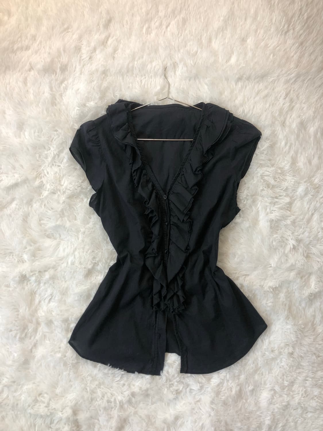 black frill top 상품이미지1