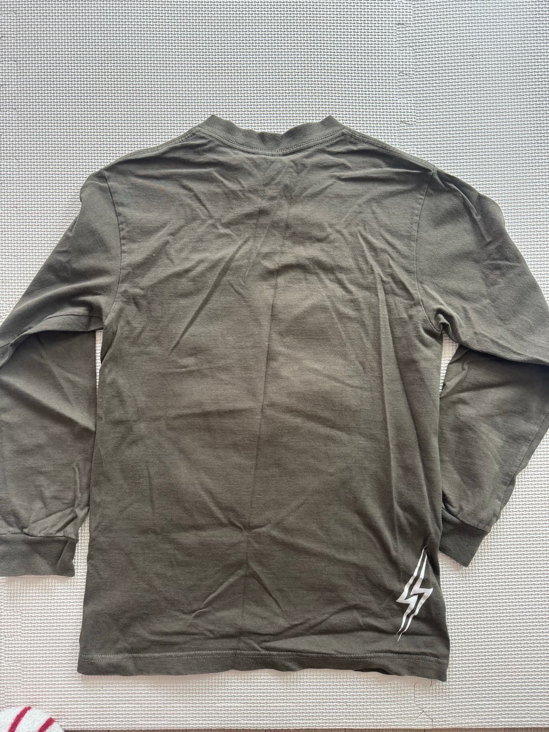 스투시 긴팔 티셔츠 팝니다. 상품이미지3